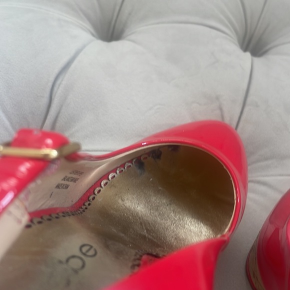 Women’s platform pumps, size 6 from Bebe - Picture 6 of 10